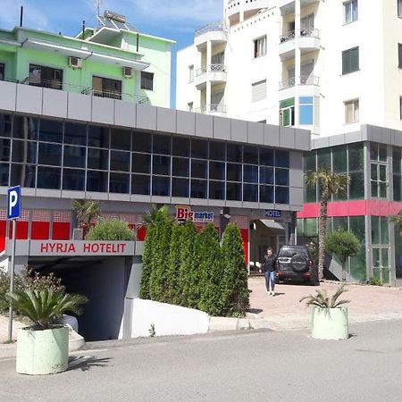 Hotel Europa Lezhe Bagian luar foto