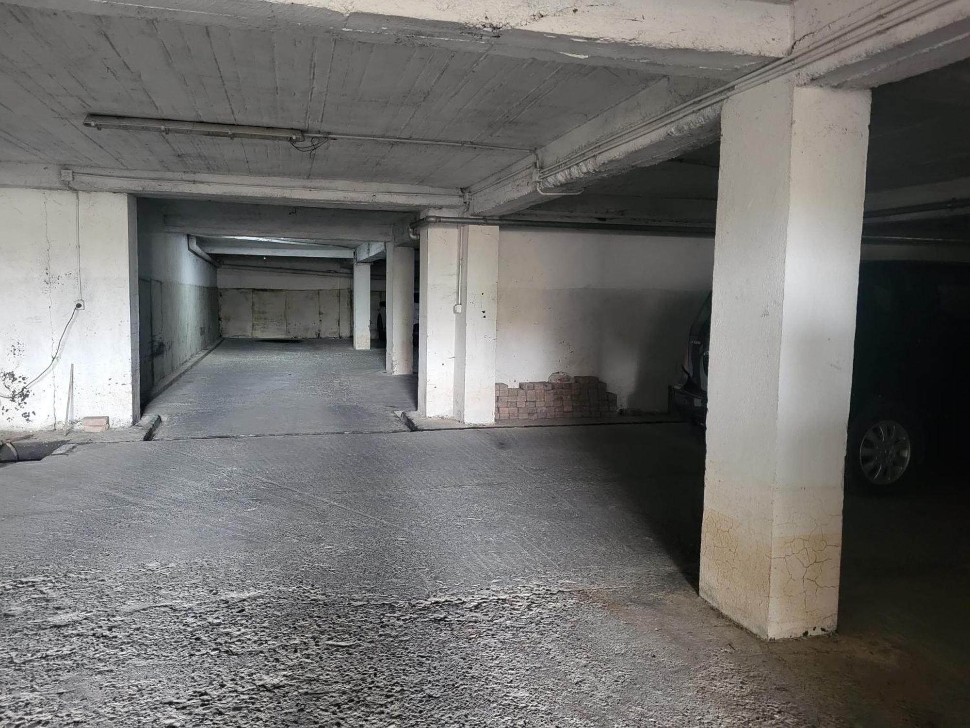 Hotel Europa Lezhe Bagian luar foto