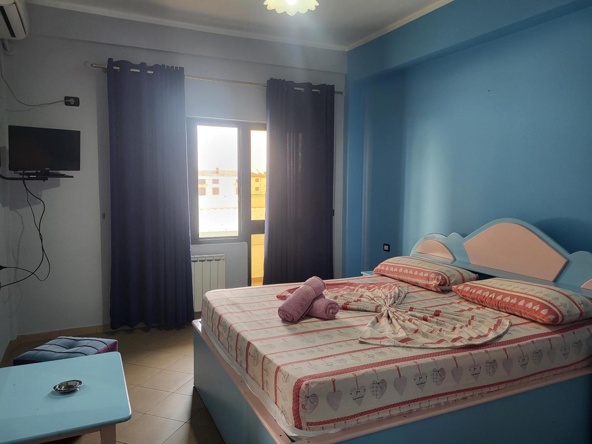 Hotel Europa Lezhe Bagian luar foto